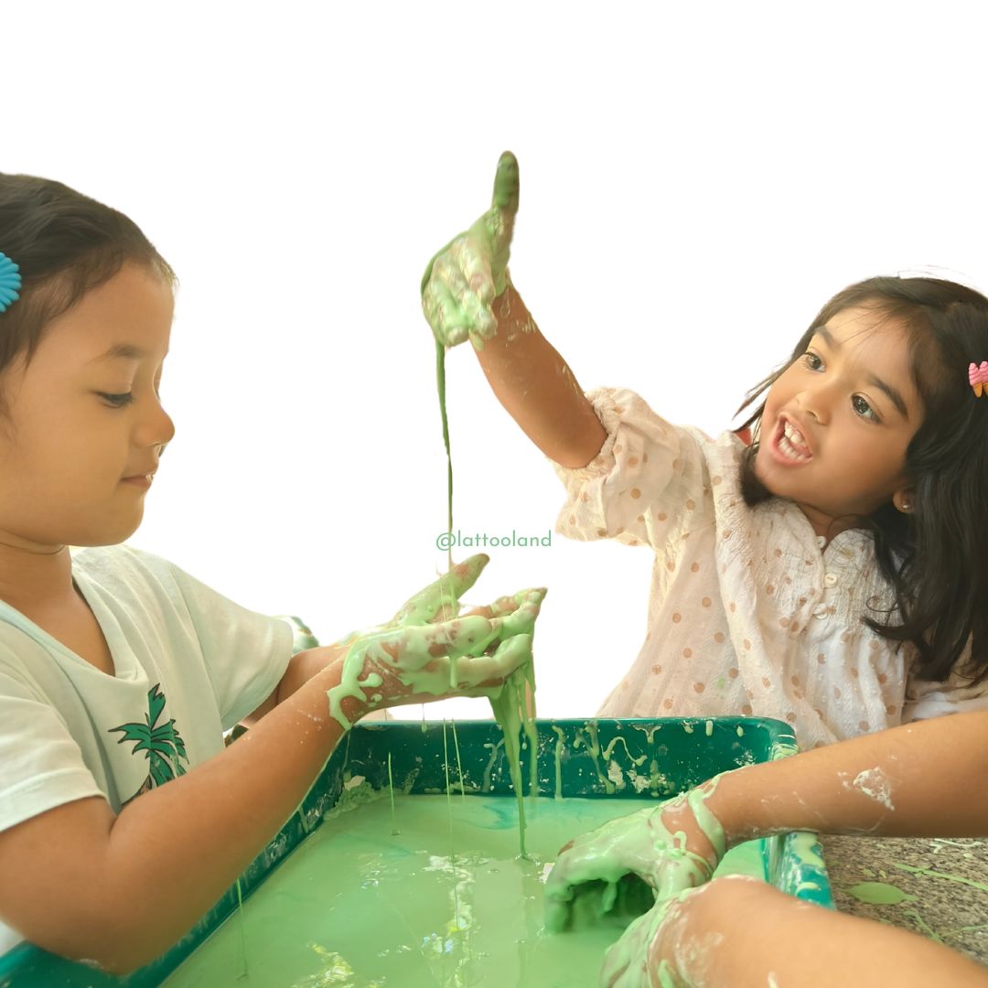 Best Sensory Goo Toy Powder for Kids, a fun and engaging sensory material that transforms into goo when mixed with water, designed to stimulate tactile exploration and imaginative play.